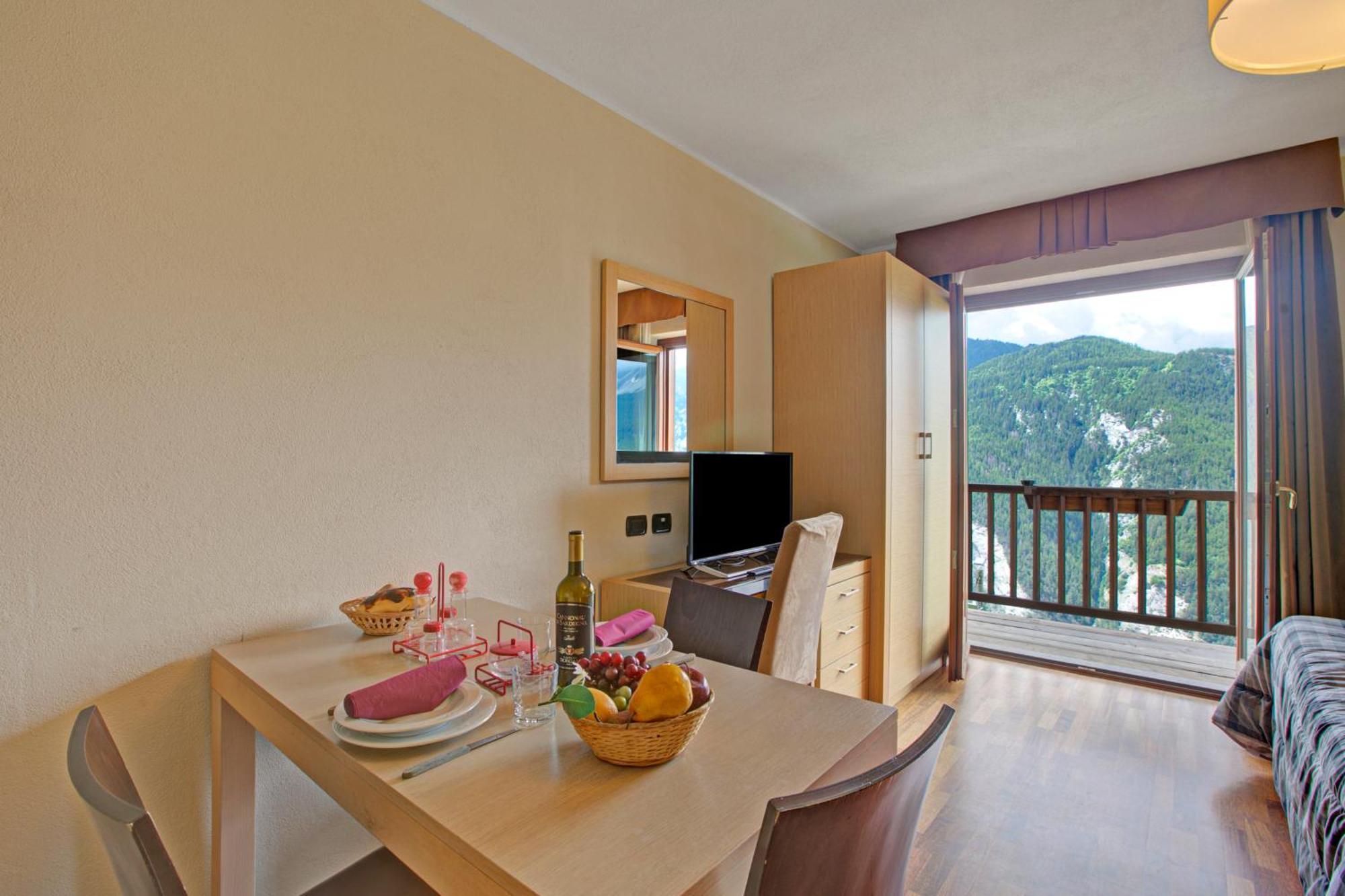 Residence Cianfuran- Happy Rentals Бардонеккія Екстер'єр фото